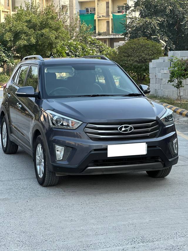 https://images10.gaadi.com/usedcar_image/4194150/original/processed_fe04e9bda869f78aa6486f0adcd0fdac.jpg?imwidth=6400