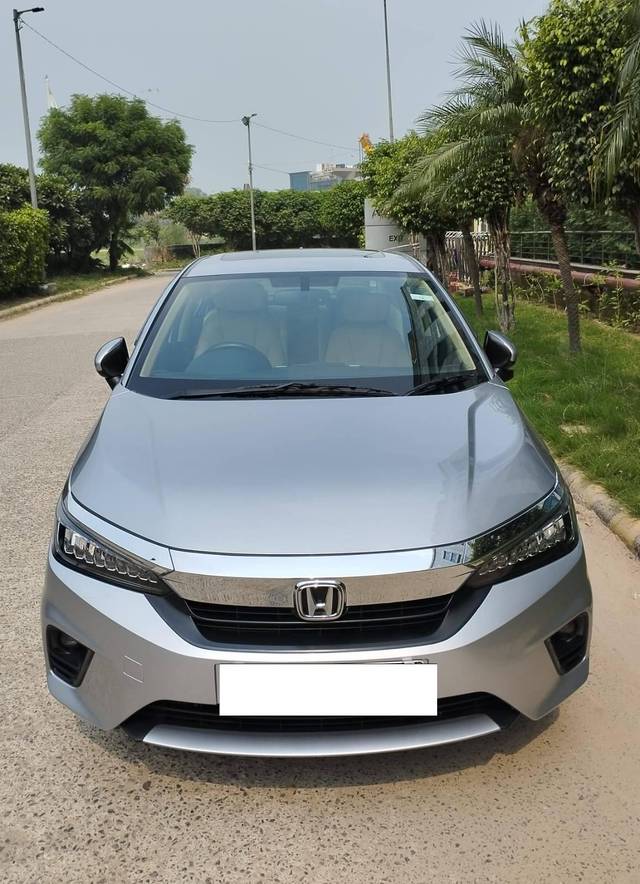 https://images10.gaadi.com/usedcar_image/4194168/original/processed_d28891be224c3c661ea3d0845b68eb54.jpg?imwidth=6400