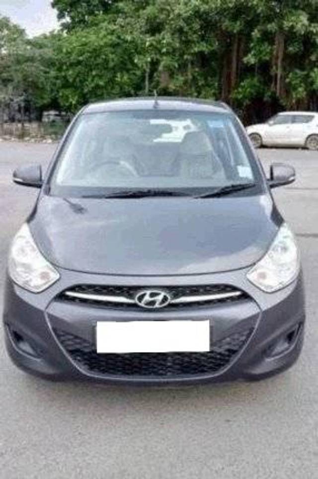 https://images10.gaadi.com/usedcar_image/4194218/original/processed_5c3169aa-0b0d-45f4-924f-fc0e28f39045.jpeg?imwidth=6400