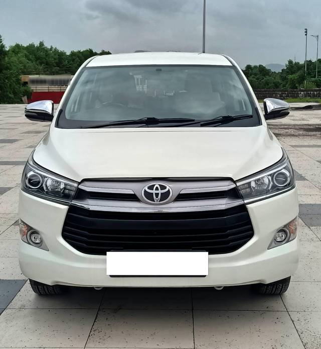 https://images10.gaadi.com/usedcar_image/4194237/original/processed_8553349119f482e7a3e4f9650881e560.jpg?imwidth=6402