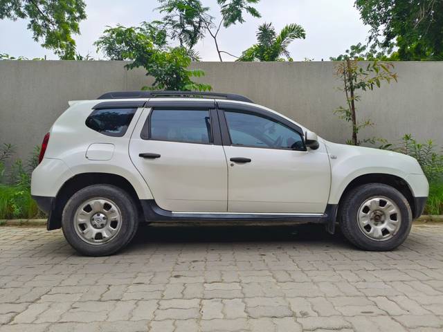 https://images10.gaadi.com/usedcar_image/4194385/original/bfe4158f2be0158057ac943f9542428d.jpg?imwidth=6401