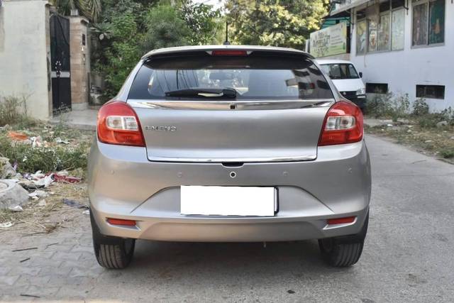 https://images10.gaadi.com/usedcar_image/4194432/original/processed_789a8f578a3f27eb86d1c74845e64651.jpg?imwidth=6401