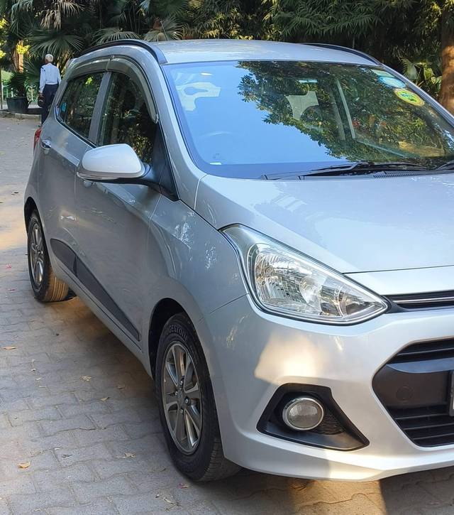 https://images10.gaadi.com/usedcar_image/4194453/original/processed_8fa2a096a64b0b3571fbe0e9ae6ab094.jpg?imwidth=6400