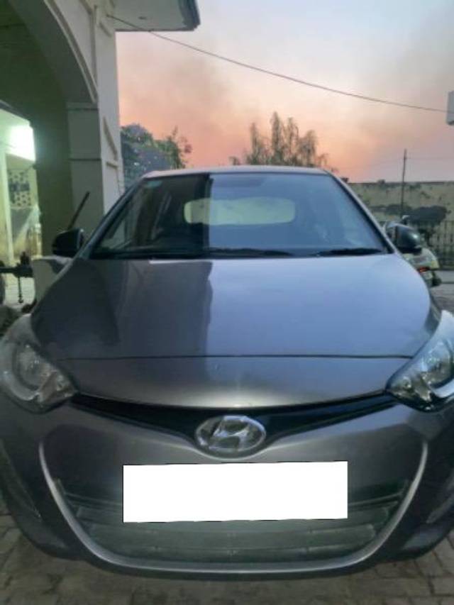 https://images10.gaadi.com/usedcar_image/4194491/original/processed_313b2fc5-6b7c-49a1-9bdb-98074fee3f07.jpg?imwidth=6400