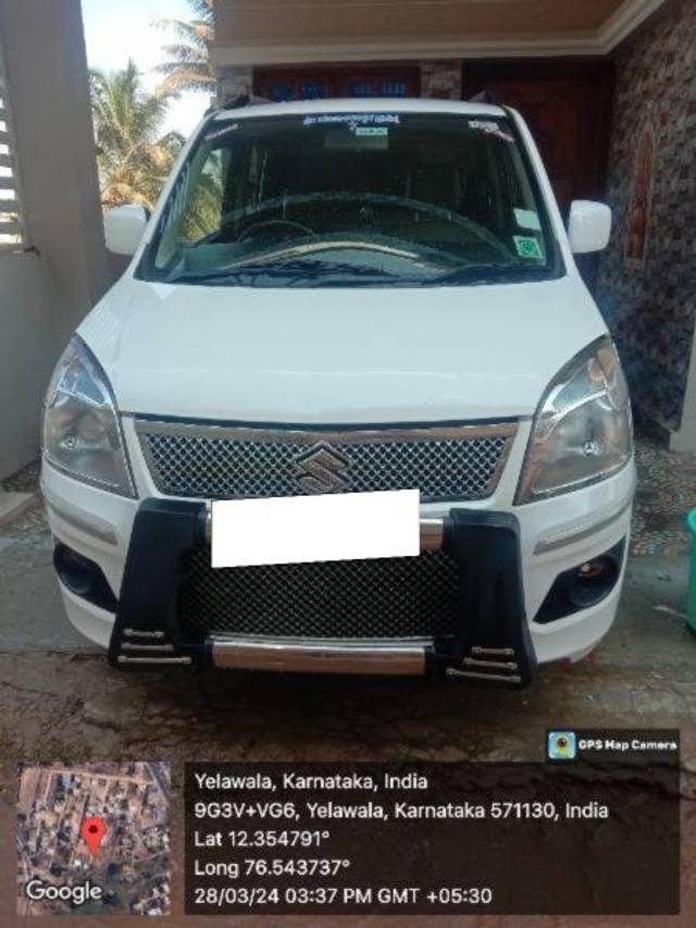 https://images10.gaadi.com/usedcar_image/4194561/original/processed_35061ca9-4c61-4cf8-b9ff-39d99d023026.jpg?imwidth=6402