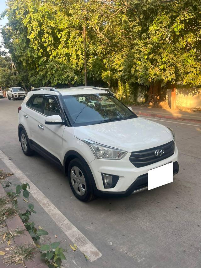 https://images10.gaadi.com/usedcar_image/4194586/original/processed_f499114432bbe399074efc72ce2df334.jpg?imwidth=6400