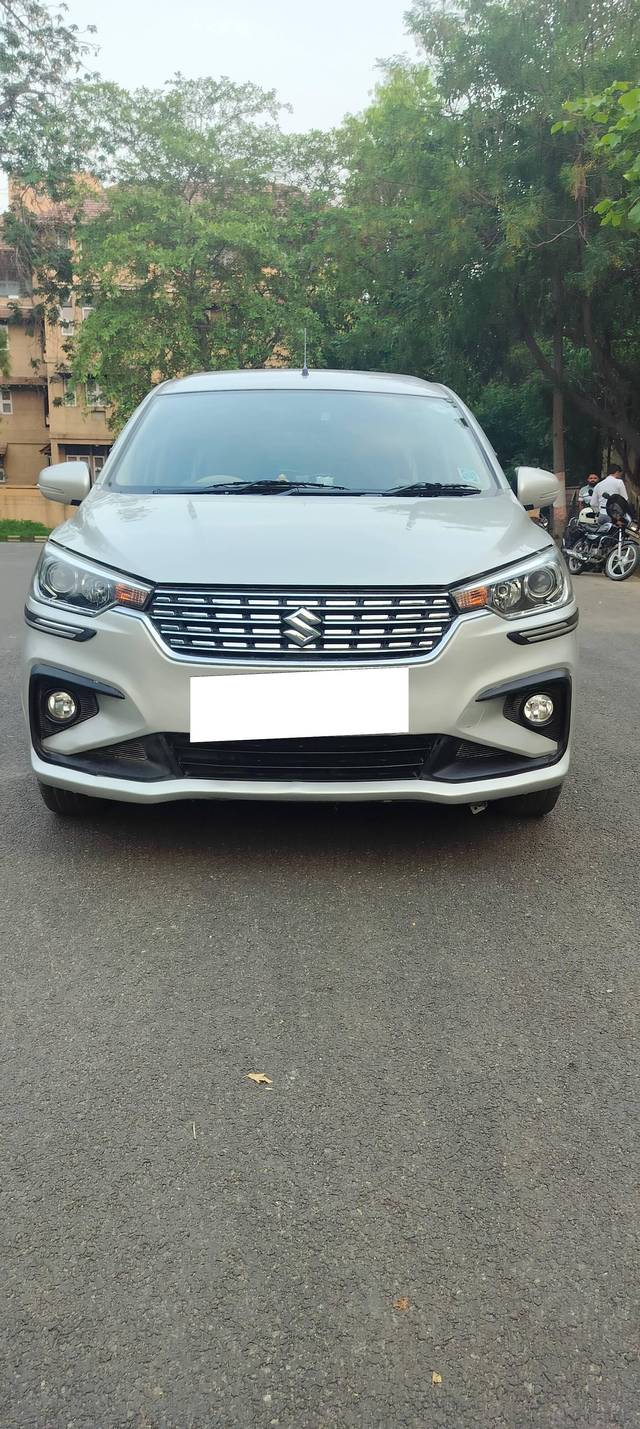 https://images10.gaadi.com/usedcar_image/4194630/original/processed_50d4fd26cf40a4dfff7b5246e8a94922.jpg?imwidth=6400