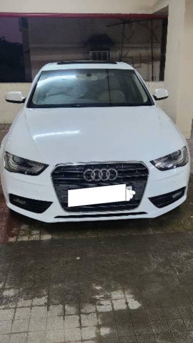 https://images10.gaadi.com/usedcar_image/4194884/original/processed_ea58ea2c-66ec-4fa8-b853-74ac4e458993.jpg?imwidth=6402