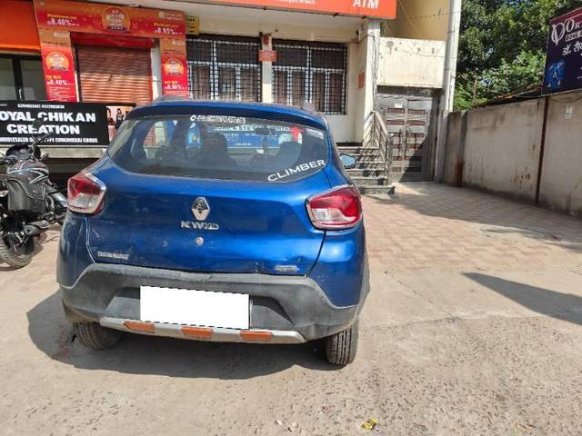 https://images10.gaadi.com/usedcar_image/4195140/original/processed_9cd746e1-174e-4e40-b695-20f053c782db.jpg?imwidth=6401