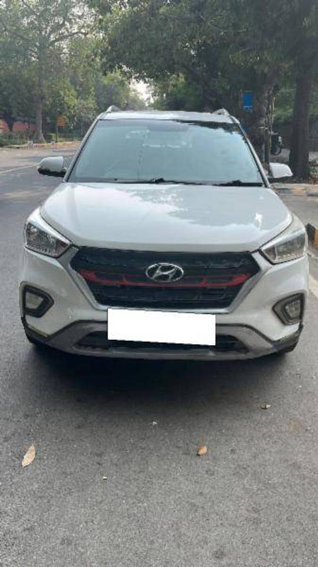 https://images10.gaadi.com/usedcar_image/4195218/original/f96e95ff4480bf6a7b7895e1e3443b60.jpg?imwidth=6400