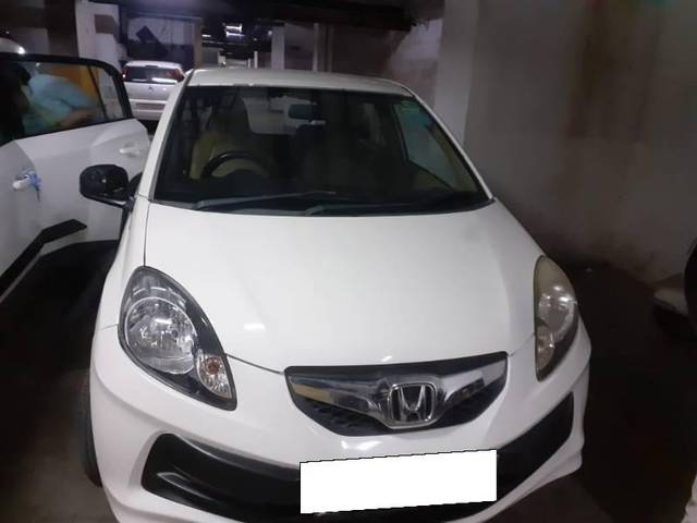 https://images10.gaadi.com/usedcar_image/4195304/original/processed_766153b7-28bd-4f95-adfd-00296dde8a44.jpg?imwidth=6400