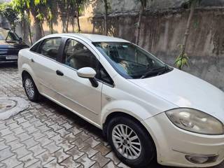 Fiat Linea 2008-2012 Fiat Linea Emotion (Diesel)