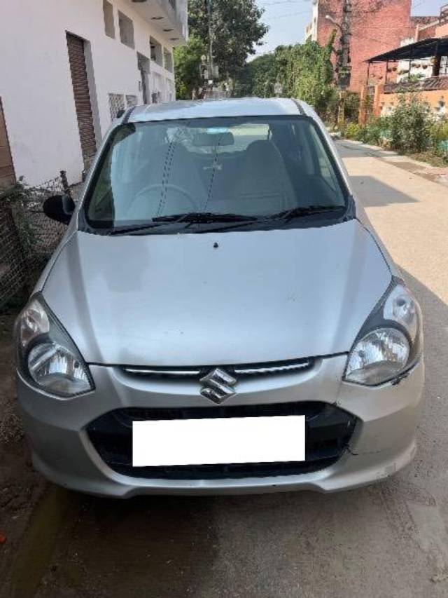 https://images10.gaadi.com/usedcar_image/4195326/original/processed_b3bec528-b7dc-4717-a8d9-2f88d17edfec.jpeg?imwidth=6400