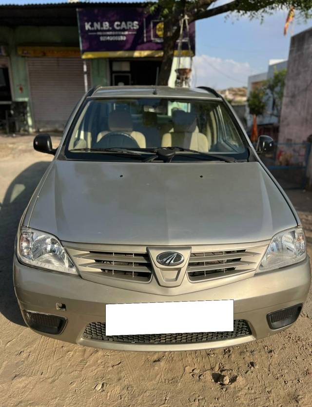 https://images10.gaadi.com/usedcar_image/4195335/original/processed_9dae02f808a8f81014a5b1ae4b51d5e3.jpg?imwidth=6400