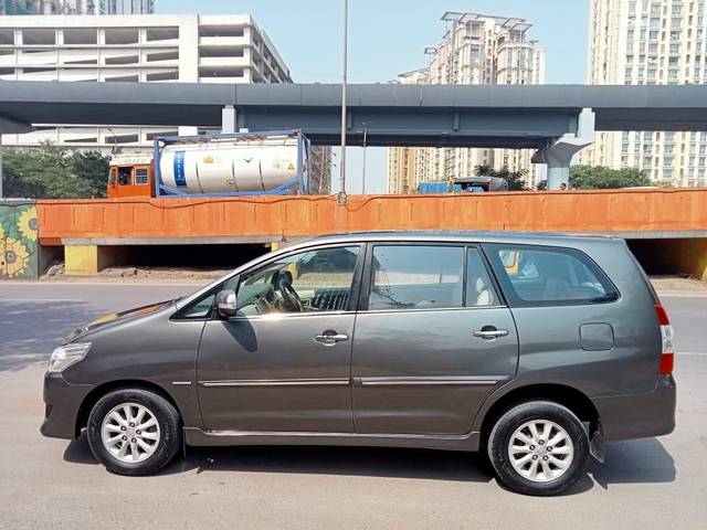 https://images10.gaadi.com/usedcar_image/4195372/original/fc47b04aeaf9be0948e426b2dff6c320.jpg?imwidth=6402