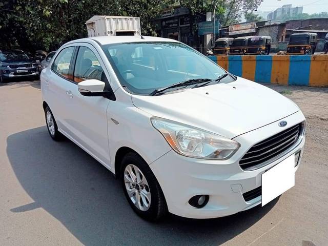 https://images10.gaadi.com/usedcar_image/4195456/original/processed_d2c647e52fccfecf781bf4ce64dd5e35.jpg?imwidth=6400