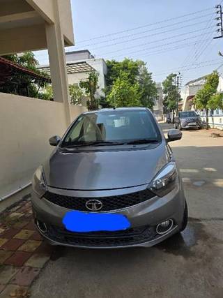 Tata Tiago 2015-2019 Tata Tiago 1.2 Revotron XZ Plus