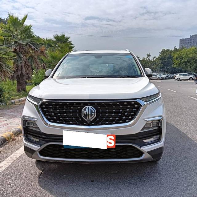 https://images10.gaadi.com/usedcar_image/4195664/original/processed_b1a98160731673e9f653cf04aef8d926.jpg?imwidth=6400