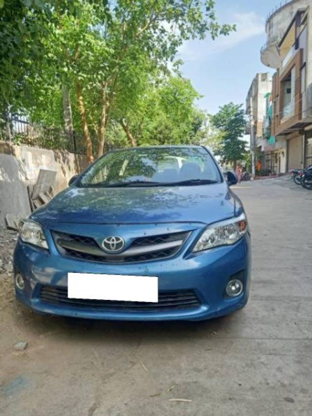 https://images10.gaadi.com/usedcar_image/4195705/original/processed_ef2e9f92-f120-434d-8835-2b4266ee6ba3.jpg?imwidth=6402