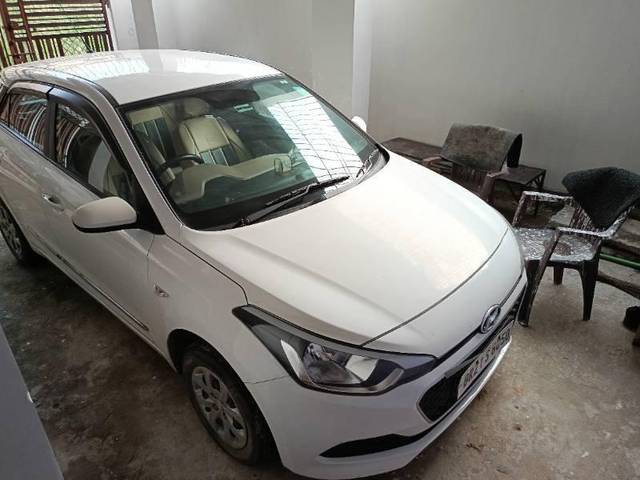 https://images10.gaadi.com/usedcar_image/4195752/original/processed_b02a46f2-e984-4d08-9fd9-cbca87724c40.jpg?imwidth=6400