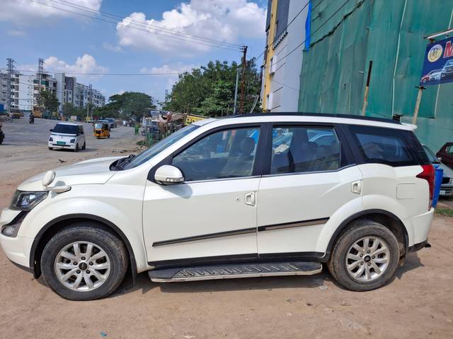 https://images10.gaadi.com/usedcar_image/4195758/original/processed_6396265e456b12d48c642d97e29d9366.jpg?imwidth=6401