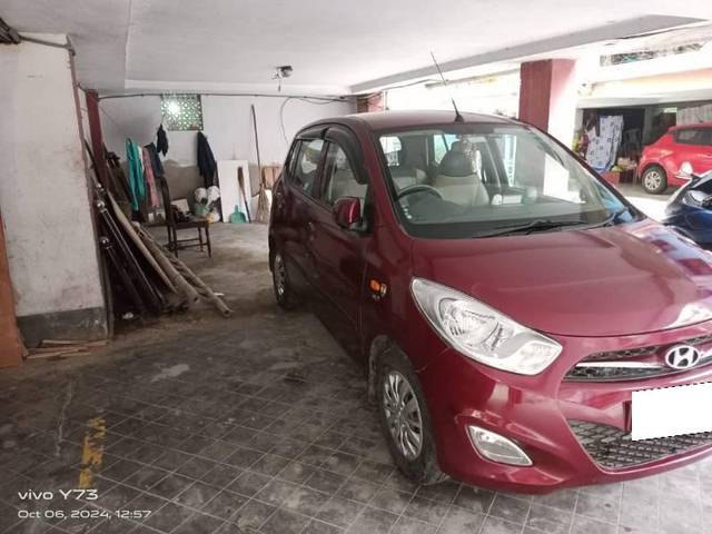 https://images10.gaadi.com/usedcar_image/4195831/original/processed_768d747c-2611-49b4-9029-ab9218a779d9.jpg?imwidth=6401