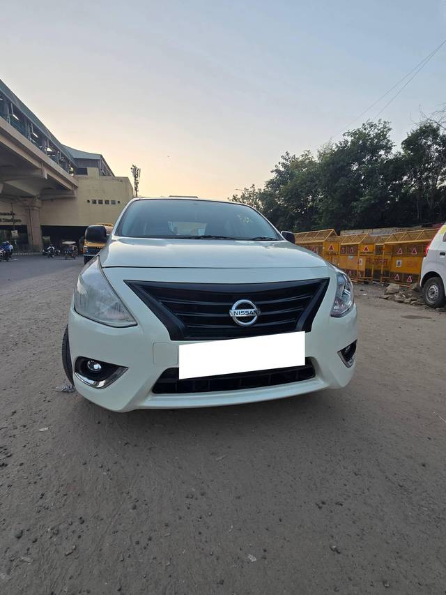 https://images10.gaadi.com/usedcar_image/4195848/original/processed_a9332776a89ee18b42d7e57410b6f794.jpg?imwidth=6400