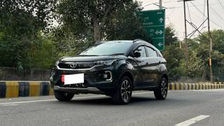 Tata Nexon 2017-2020 Tata Nexon 1.2 Revotron XZ