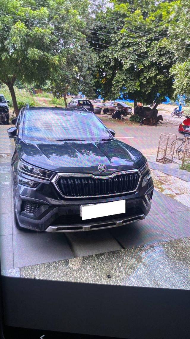 https://images10.gaadi.com/usedcar_image/4195909/original/processed_08afd594cf15da2f56db81335830b611.jpg?imwidth=6400