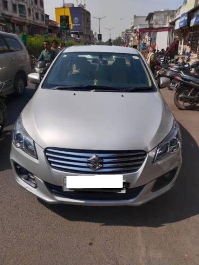 https://images10.gaadi.com/usedcar_image/4195924/original/processed_d89d2ac1-04c2-4393-b7d1-ea1263de942f.jpg?imwidth=6401