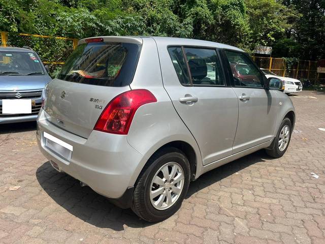 https://images10.gaadi.com/usedcar_image/4196109/original/processed_6af98360f8639994c5bf16ffb7f60d83.jpg?imwidth=6401