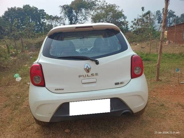 https://images10.gaadi.com/usedcar_image/4196172/original/processed_1c798fad-b199-4e0a-b55f-6a1082987a5f.jpg?imwidth=6401