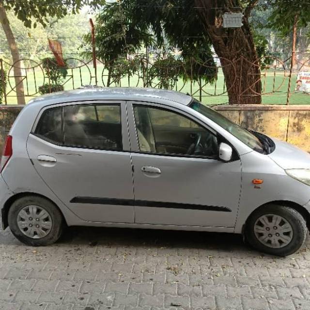 https://images10.gaadi.com/usedcar_image/4196359/original/processed_e43776dc-5d78-4391-b9cf-2c459c177103.jpg?imwidth=6401