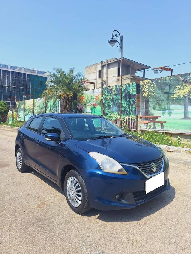 https://images10.gaadi.com/usedcar_image/4196569/original/processed_ff0b4d22014f019a29af4c4e51aa4dc7.jpg?imwidth=6400