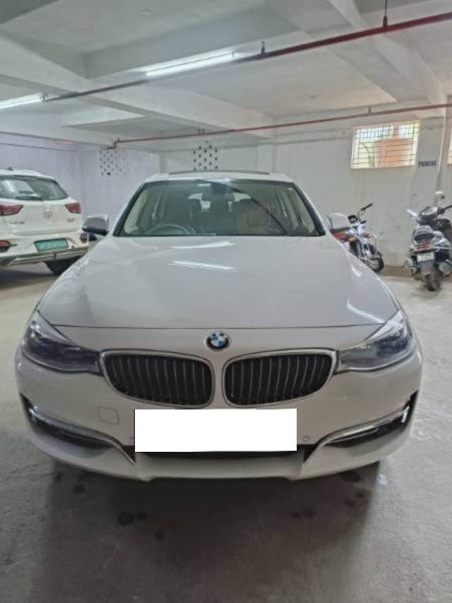 https://images10.gaadi.com/usedcar_image/4196798/original/processed_85763102-66b5-436b-b31b-44dc8bd10391.jpg?imwidth=6402