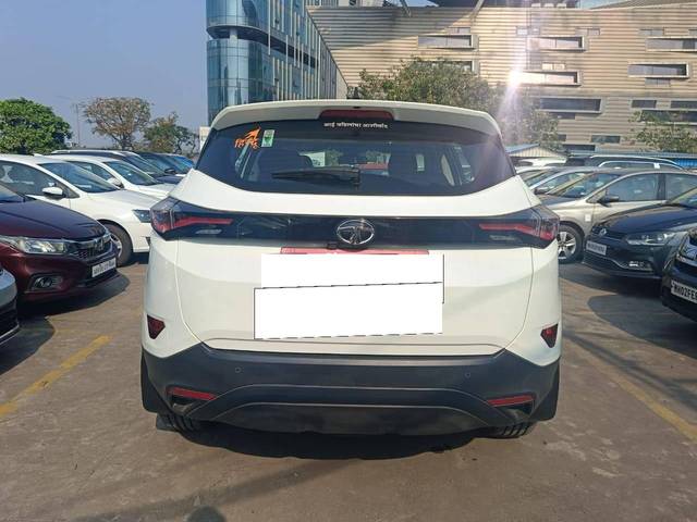 https://images10.gaadi.com/usedcar_image/4197025/original/processed_1035773877df245473cebe25389bc77e.jpg?imwidth=6402