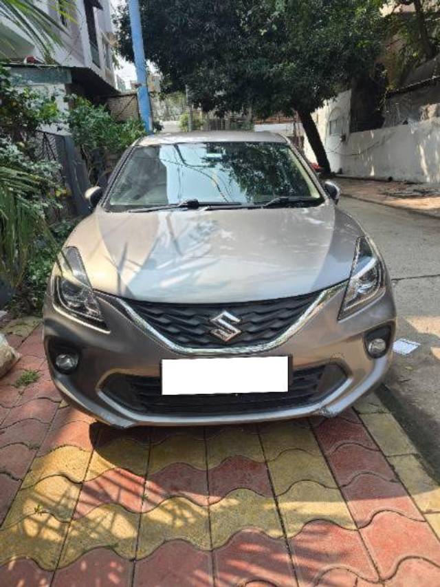 https://images10.gaadi.com/usedcar_image/4197030/original/processed_c06ae974-ccf4-4200-8656-fce3a5d25647.jpg?imwidth=6400