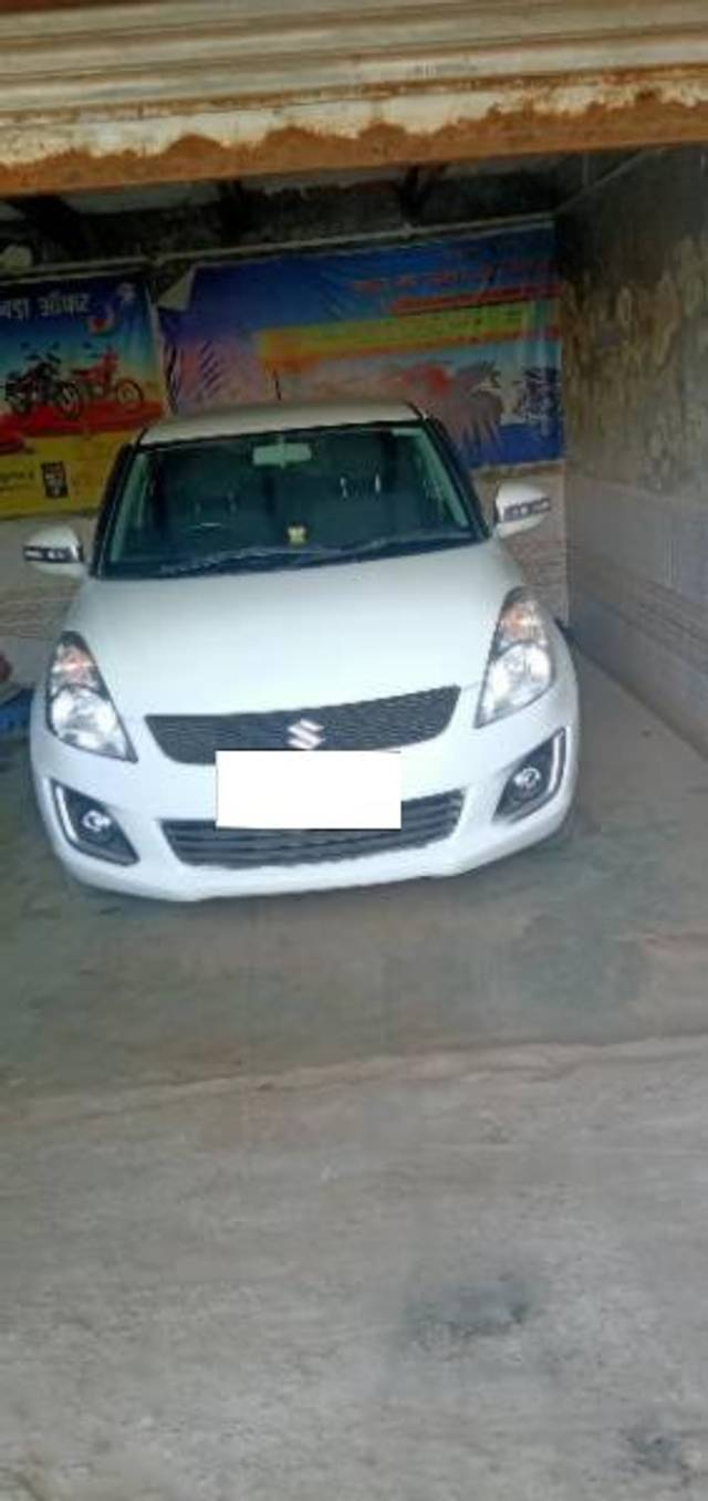 https://images10.gaadi.com/usedcar_image/4197079/original/processed_3abbc053-daf5-4fbb-bf91-dad52708471d.jpg?imwidth=6400