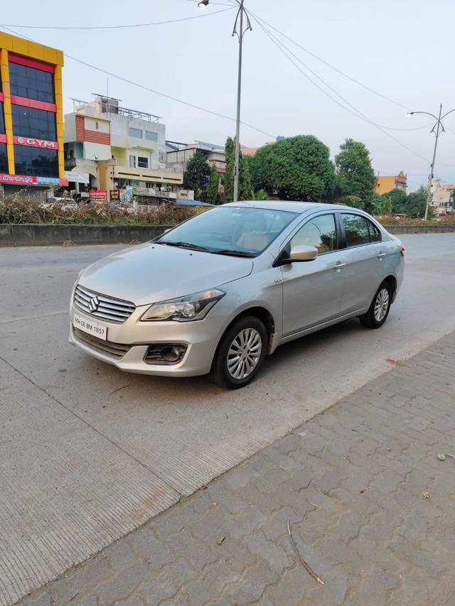 https://images10.gaadi.com/usedcar_image/4197133/original/processed_ea80e2494d3ba02abbbb414c709c6f75.jpg?imwidth=6402