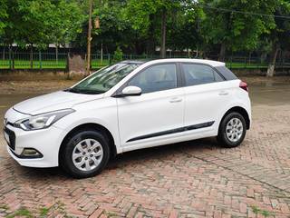 Hyundai Elite i20 2014-2017 Hyundai i20 Sportz 1.2