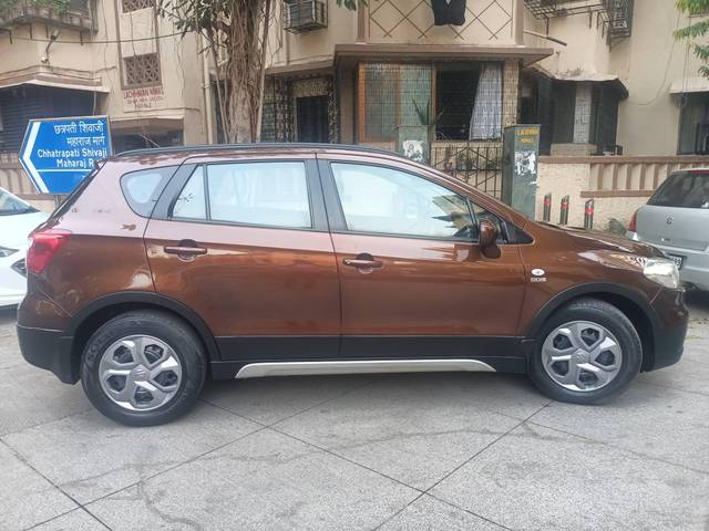 https://images10.gaadi.com/usedcar_image/4197225/original/processed_08848fd2b8def492eceab8fb0853e992.jpg?imwidth=6401