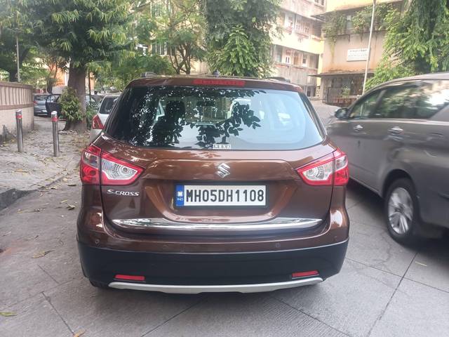 https://images10.gaadi.com/usedcar_image/4197225/original/processed_4e4a6c487a493a03e4f7eb5be61763f8.jpg?imwidth=6402