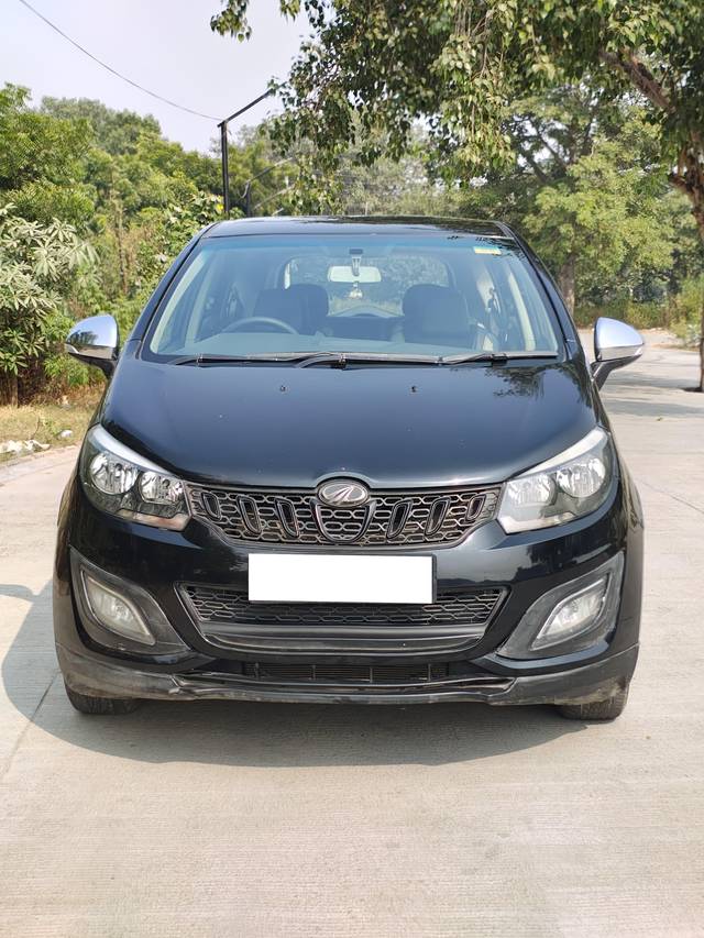 https://images10.gaadi.com/usedcar_image/4197245/original/processed_e6bf5da546bfd7a32b73c1b3f60866f3.jpg?imwidth=6400