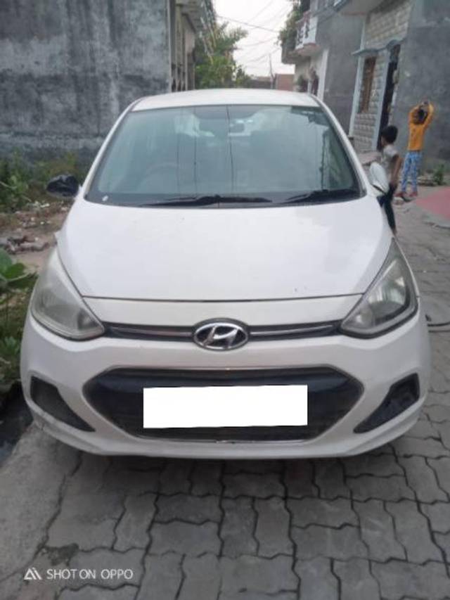 https://images10.gaadi.com/usedcar_image/4197729/original/processed_3660a602-f899-4d64-8962-11292990100e.jpg?imwidth=6400