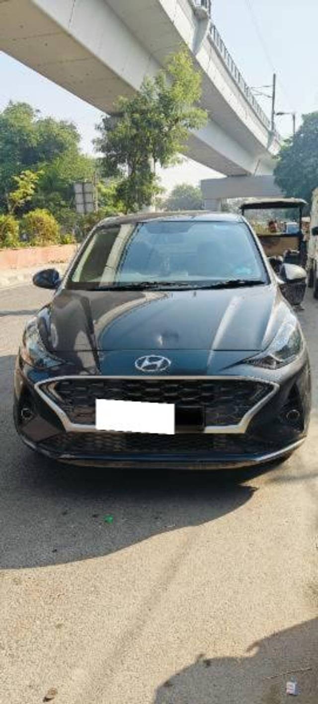 https://images10.gaadi.com/usedcar_image/4197786/original/processed_dfe9fc22-7f7c-4752-ab0b-3c2f126dd40d.jpg?imwidth=6400