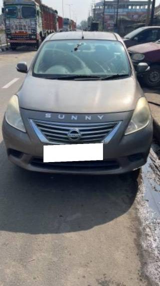 Nissan Sunny 2011-2013 Nissan Sunny XL