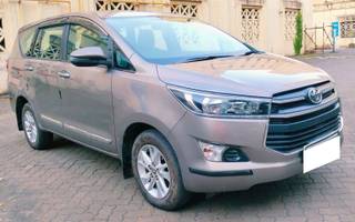 Toyota Innova Crysta 2016-2020 Toyota Innova Crysta 2.4 G Plus MT BSIV