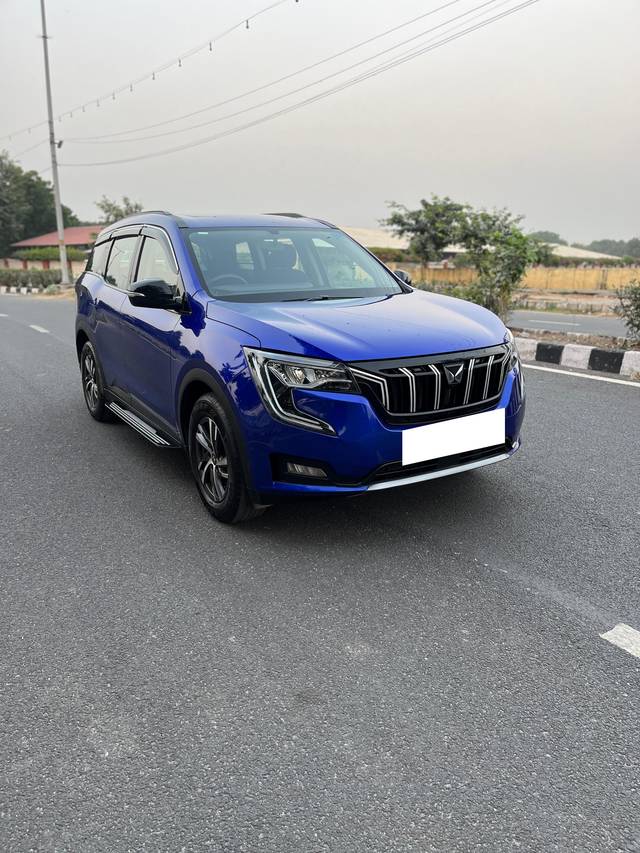 https://images10.gaadi.com/usedcar_image/4198837/original/processed_a0e72c56336379efbb118f8e44d67d70.jpg?imwidth=6400