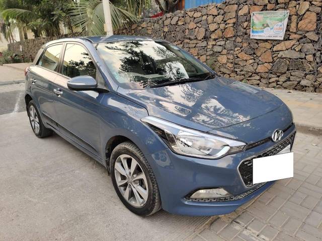 https://images10.gaadi.com/usedcar_image/4198869/original/processed_8d6fd37fe66e886369ca85250e6bc990.jpg?imwidth=6400