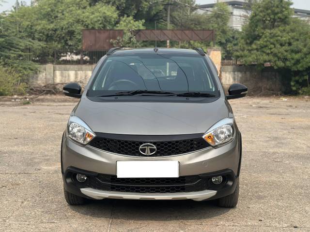 https://images10.gaadi.com/usedcar_image/4199235/original/processed_60bede333019e7dcda81dc8b47d70e44.jpeg?imwidth=6400